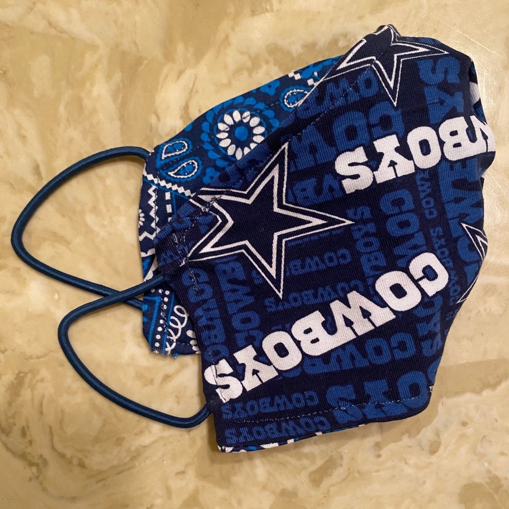 Dallas Cowboys mask